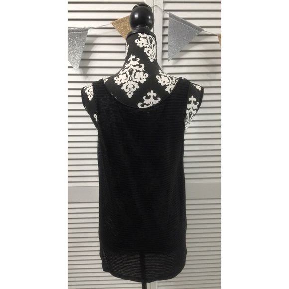 H&M Tank - Picture 4 of 4